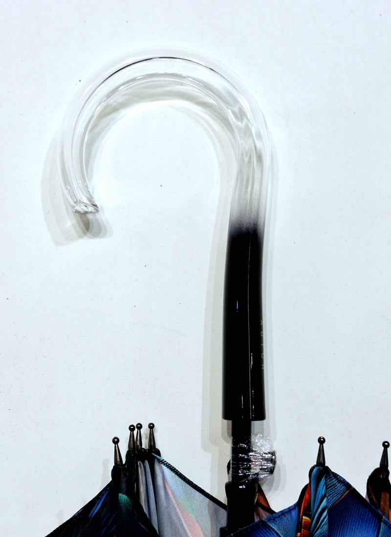 Parapluie grand forme cloche automatique imprimé plumes multicolore Neyrat - léger & résistant