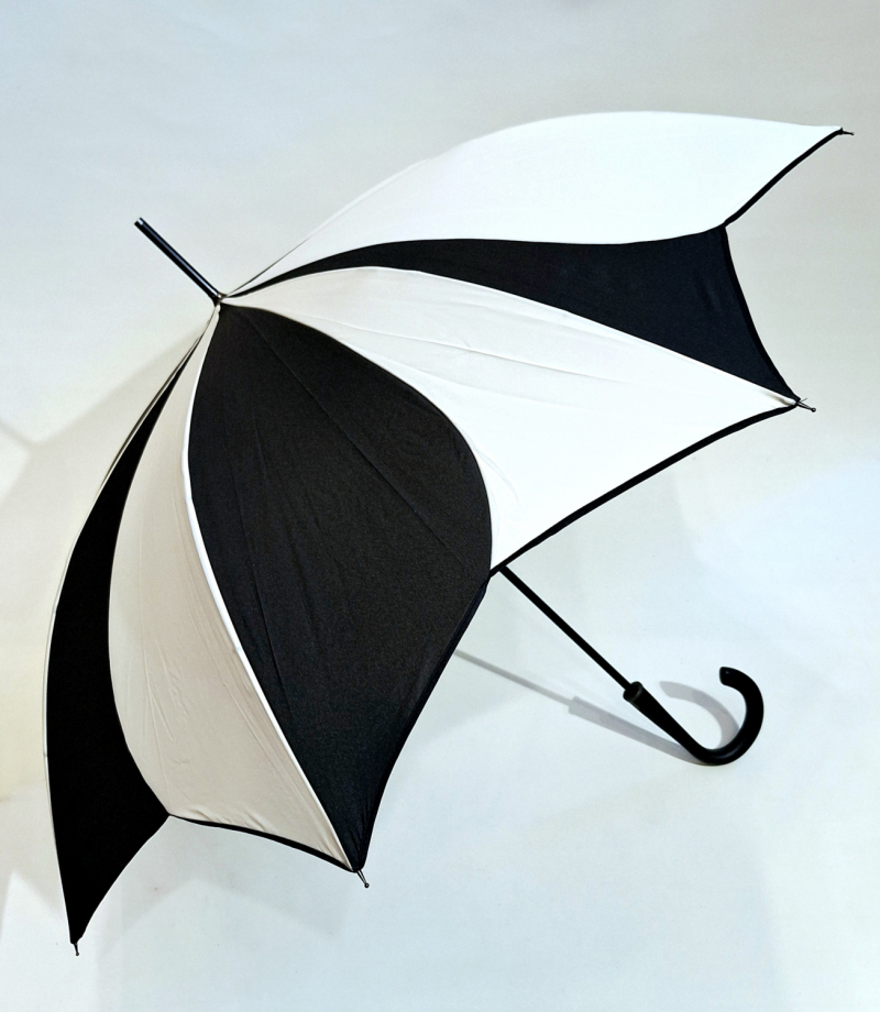 Parapluie long automatique en forme de fleur bicolore noir & blanc P.Cardin - Résistant & Léger