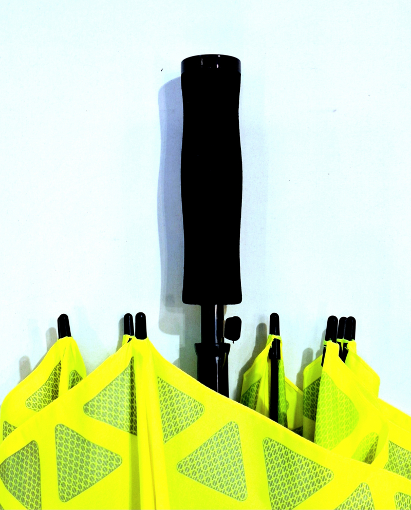 Parapluie golf XXL auto uni jaune bande fluo 133 cm Doppler - large & résistant