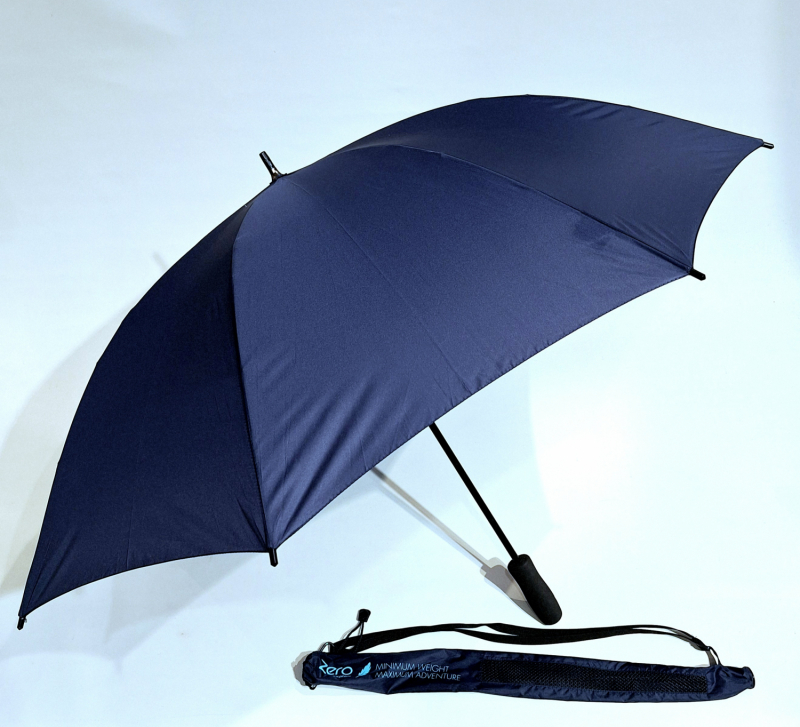 Parapluie portable ZERO bandoulière long droit manuel uni bleu marine Doppler - Grand 104 cm - Léger 280g & anti vent