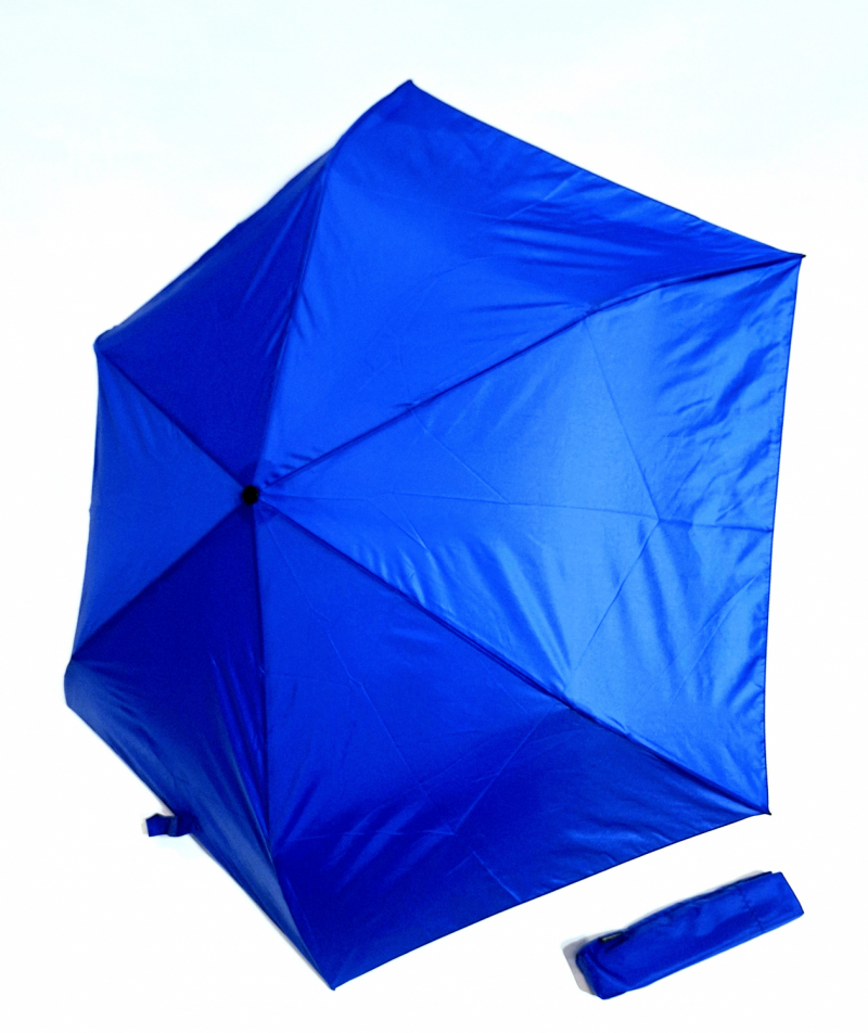 NOUVEAU : le ZERO MAGIC mini parapluie PLUME 176 g EXTRA FIN bleu Océan OPEN CLOSE Doppler - le + léger