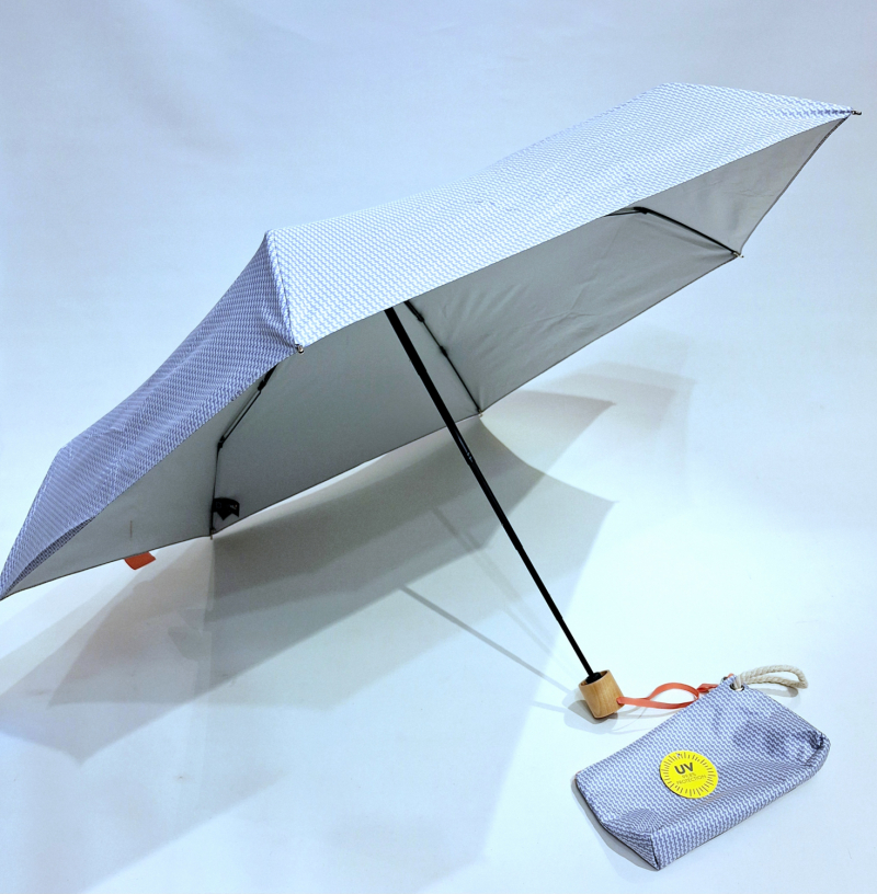 Petite ombrelle anti uv micro imprimé discret vert d'eau - indice de protection UPF50+ à 97.5% - légère + Trousse
