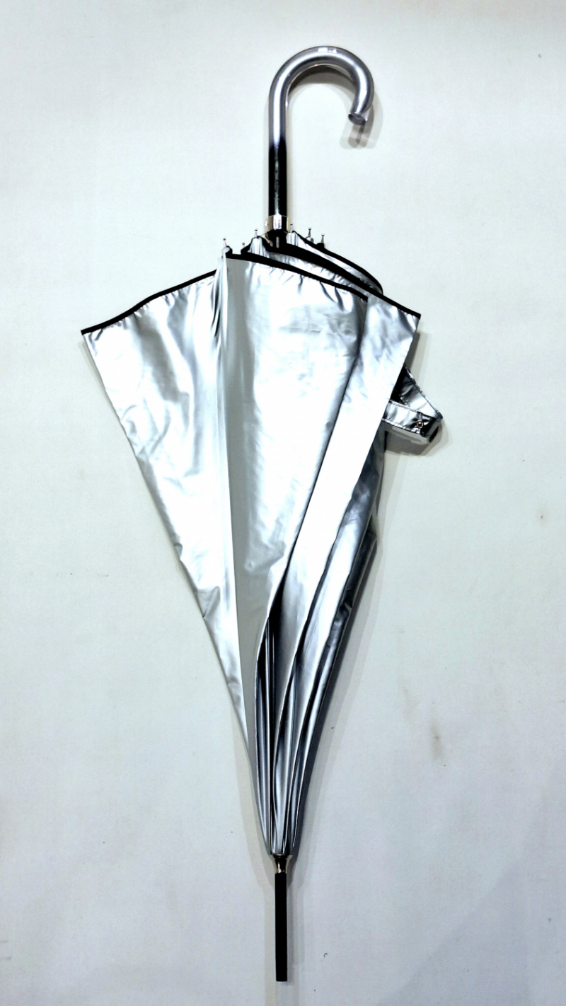 Parapluie grand manuel pour femme argenté doublé noir imprimé Aurillac - léger & résistant