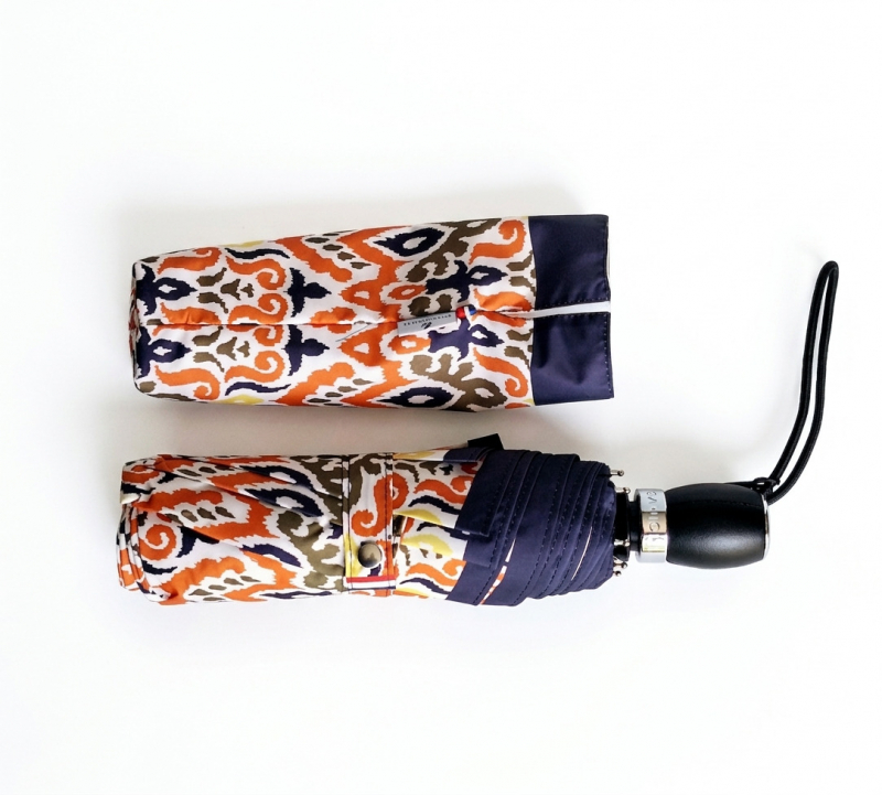 Parapluie pliant français Piganiol bleu imprimé coloré ouvrant fermant IKAT - Léger & résistant