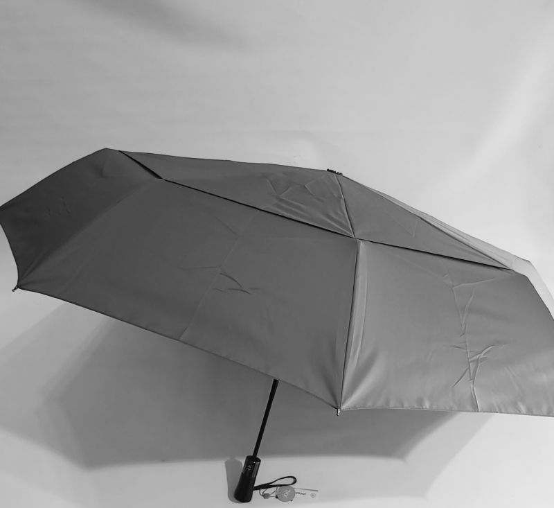 Parapluie golf XXL pliant gris open close avec sa double toile Ezpeleta, anti vent et pas cher