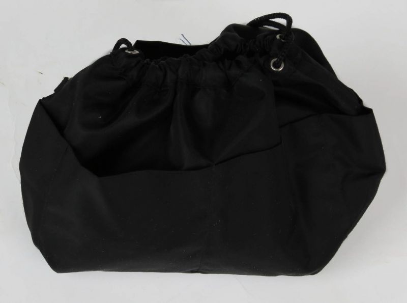sac pochette pochon noir Smati, pratique et léger