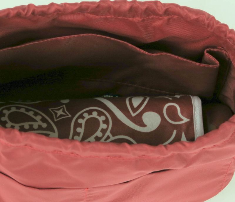 sac pochette ou pochon micro rouge carmin imperméable Smati, léger et pratique
