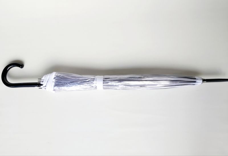Parapluie cloche transparent galon blanc Guy de Jean, léger et solide