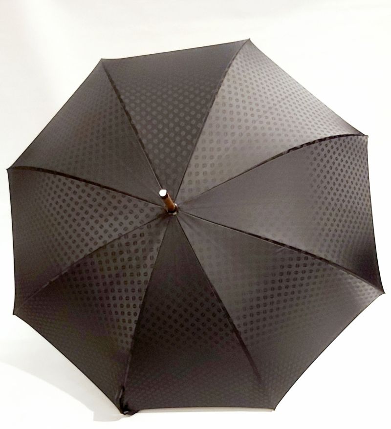 Parapluie homme canne manuel en montage anglais sur de l'érable flambé tissu noir 